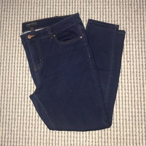Forever 21 plus size stretch jeans size 14